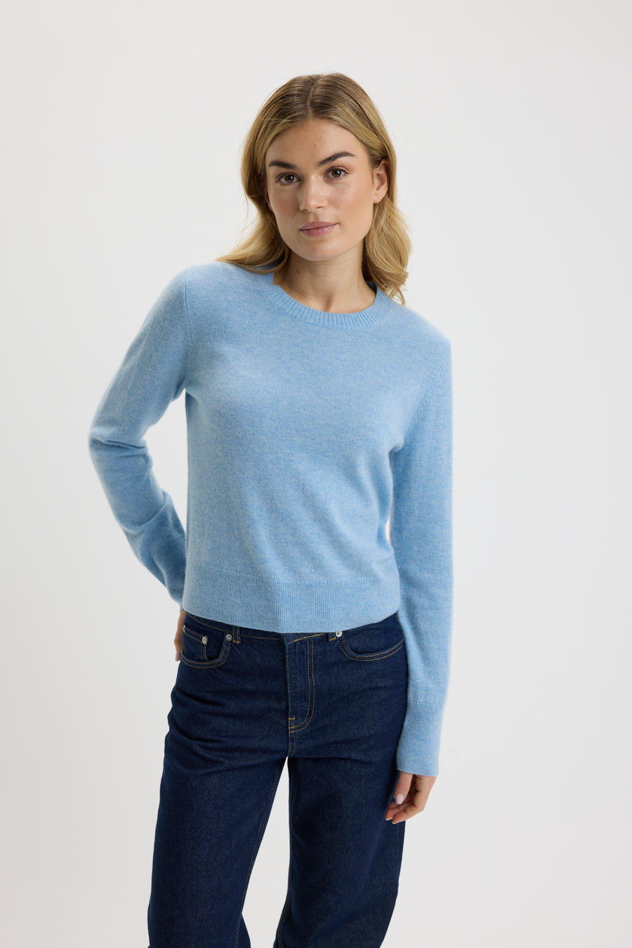 Ulrikke Short O-Neck Sweater 0002 Stone Wash