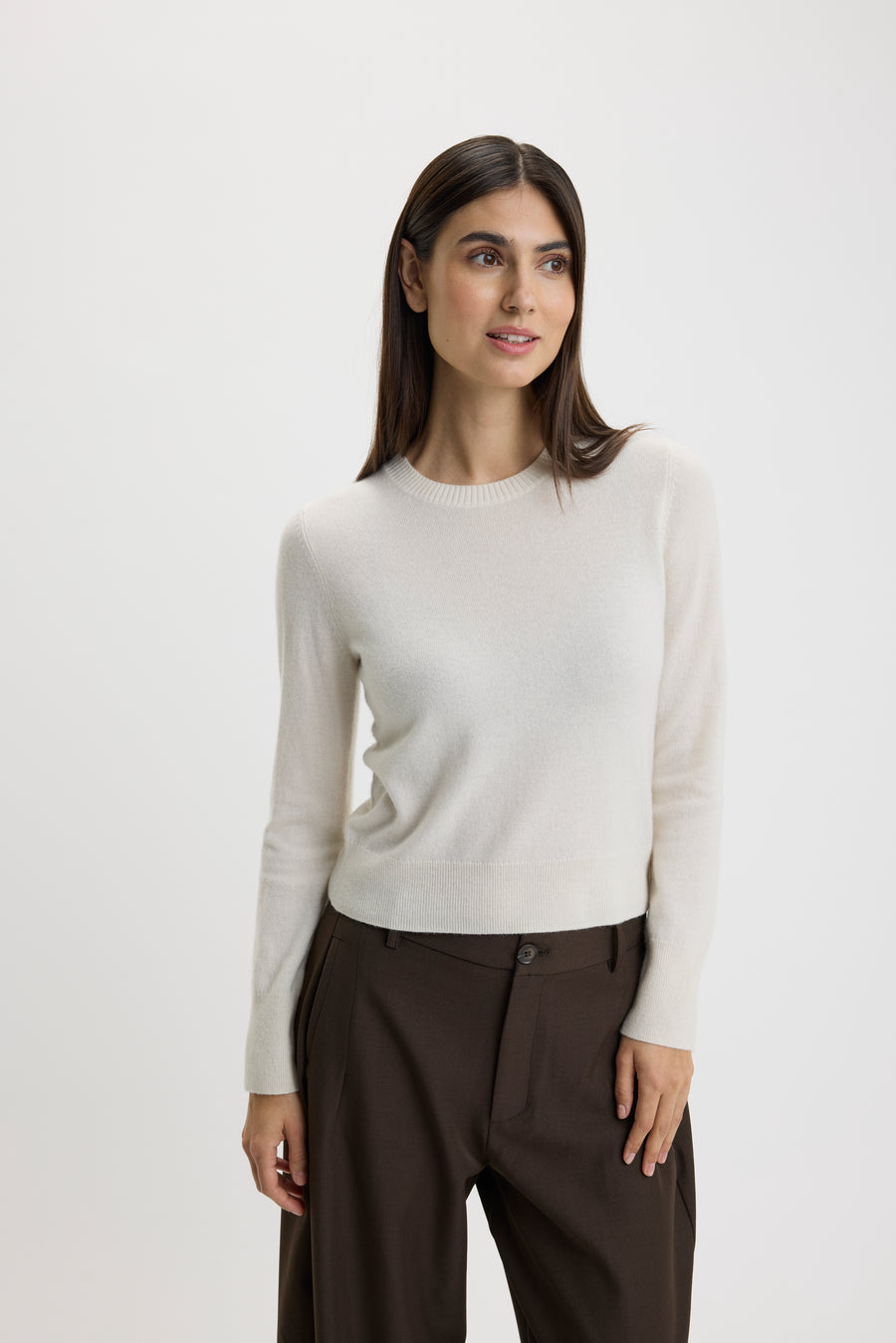Ulrikke Short O-Neck Sweater 0002 Chalk