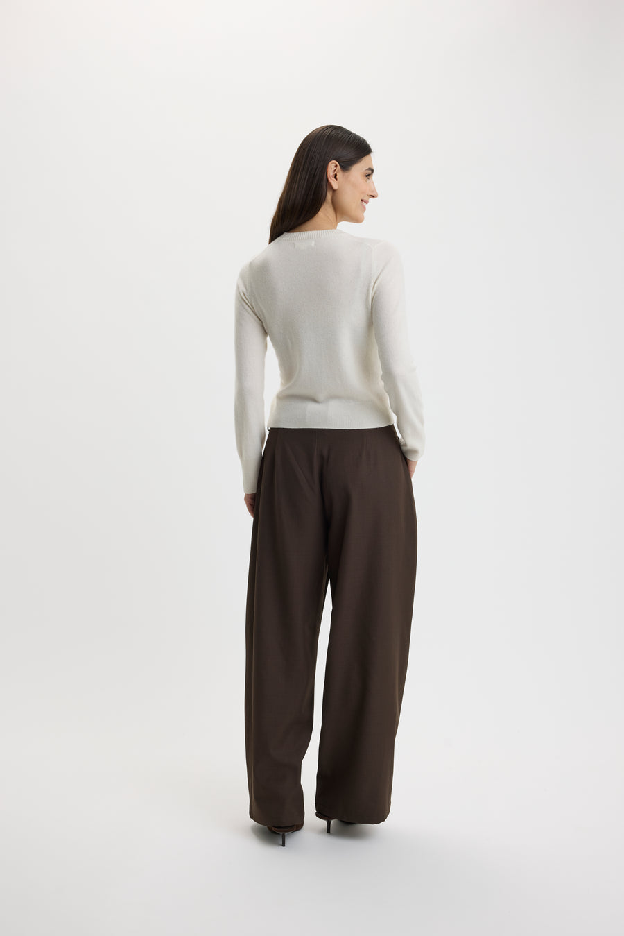 Ulrikke Short O-Neck Sweater 0002 Chalk