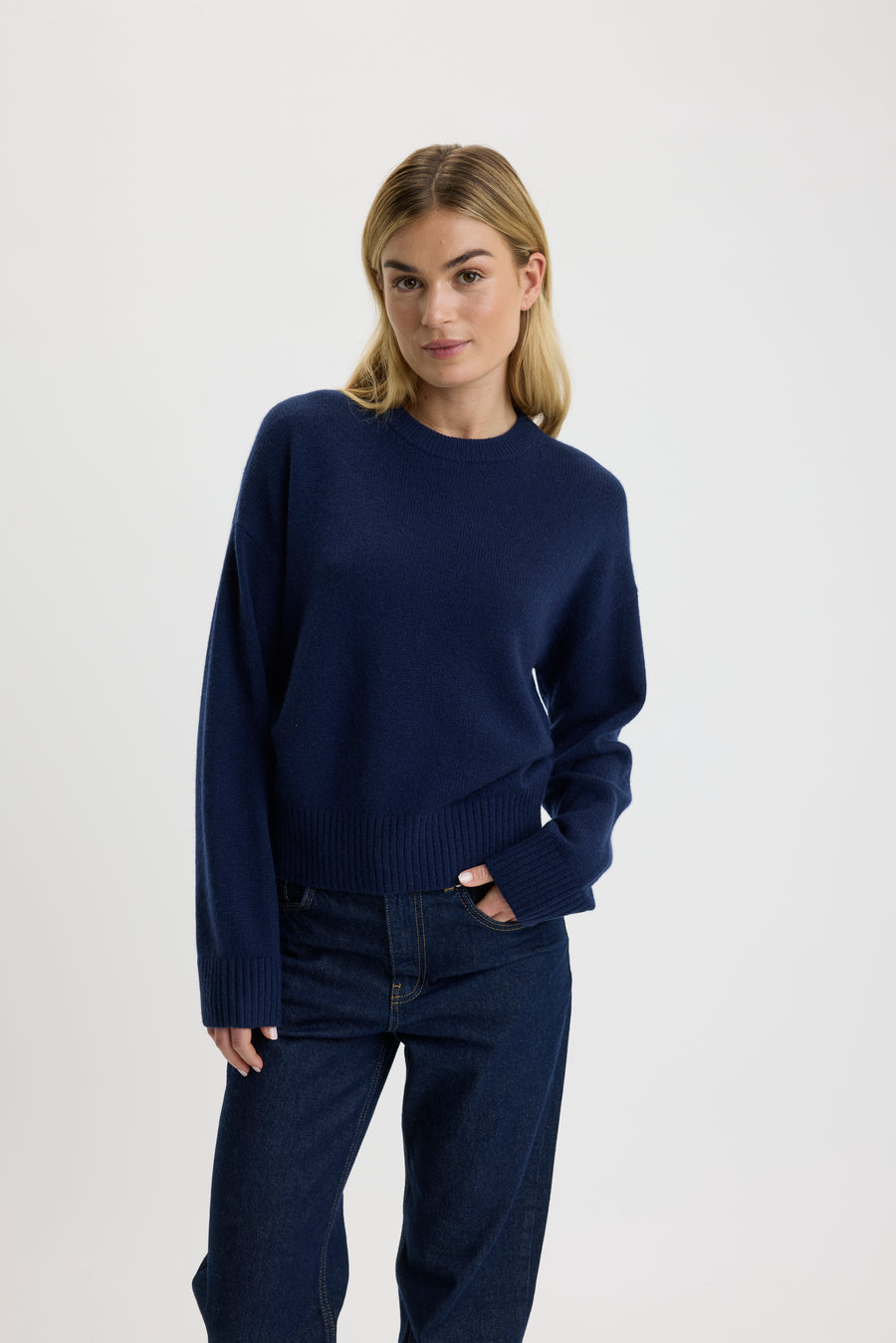 Christina Banded O-Neck Sweater Navy