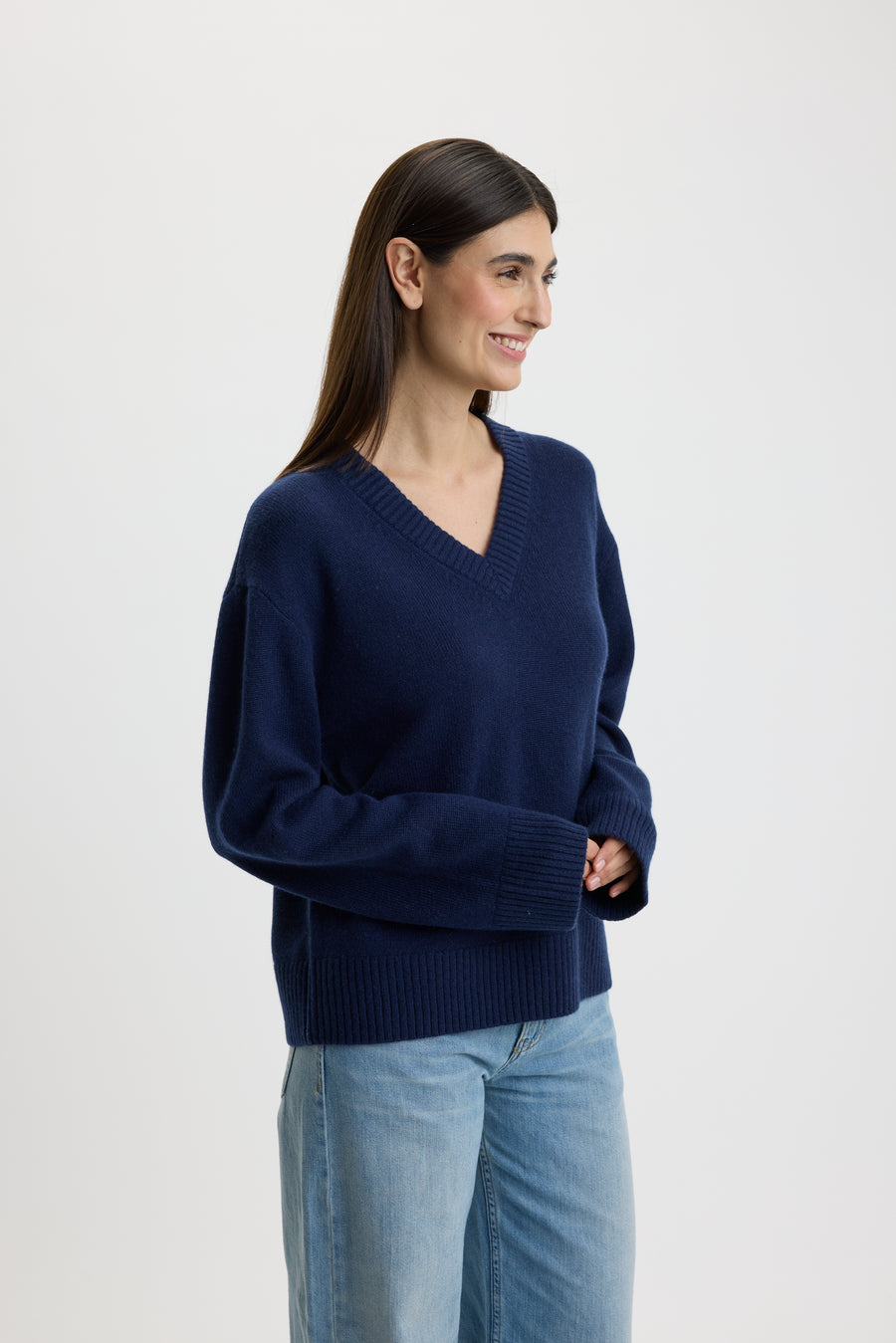 Chris V-Neck Sweater Navy