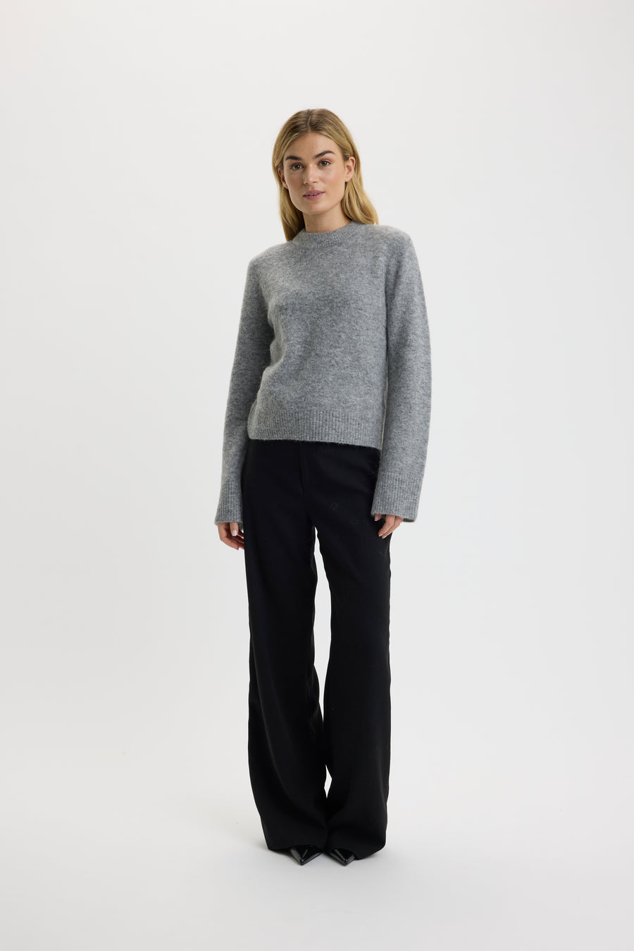 Selma Short O-Neck Sweater 0005 Husky