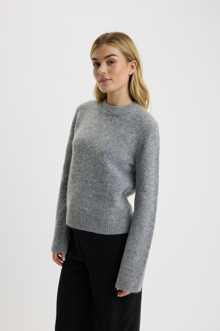 Selma Short O-Neck Sweater 0005 Husky