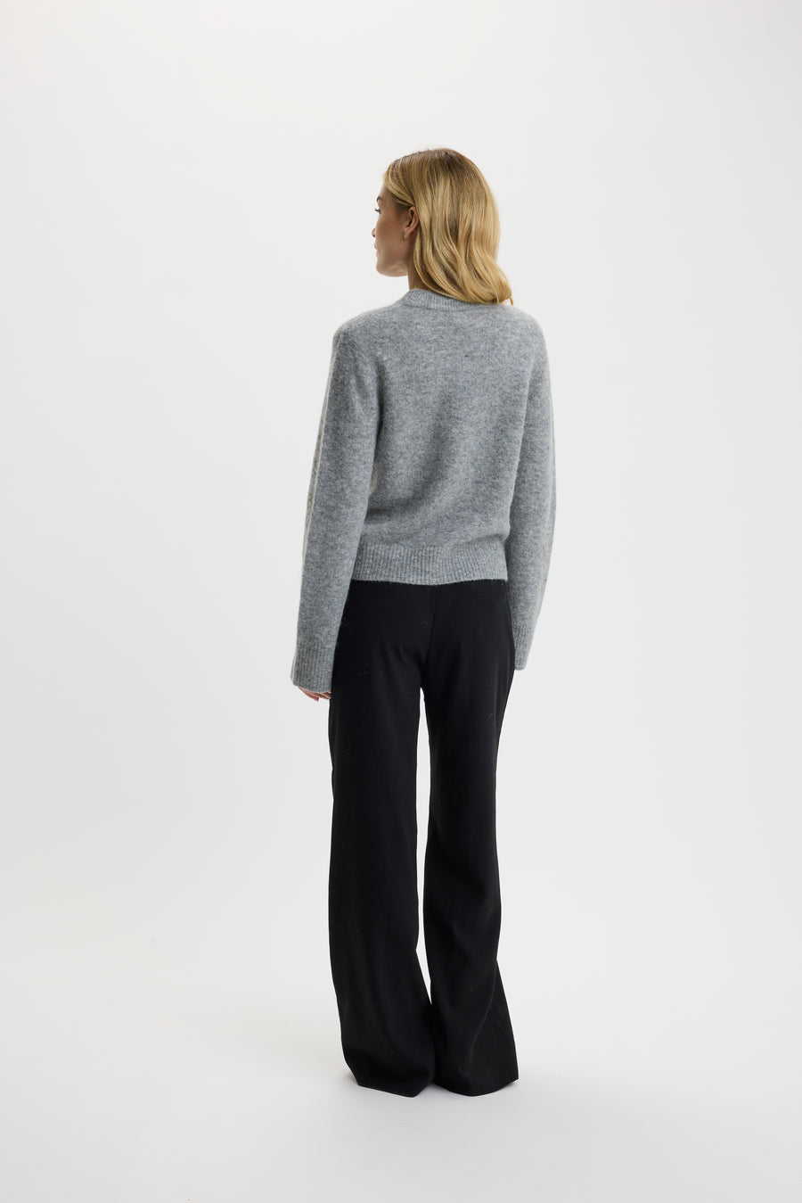 Selma Short O-Neck Sweater 0005 Husky