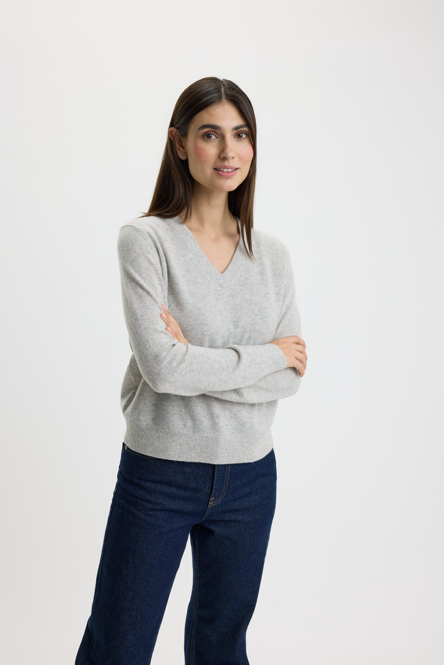 Ulrikke V-Neck Sweater 0002 Foggy