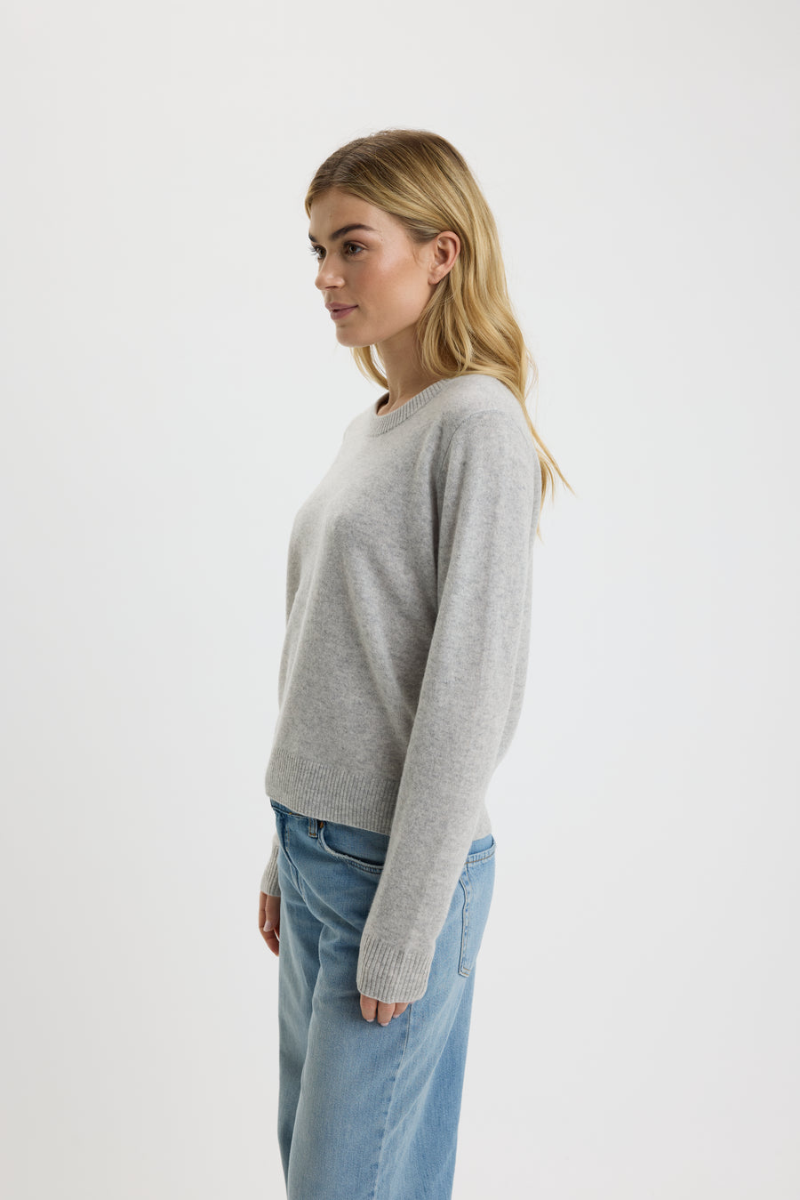 Ulrikke O-Neck Sweater 0002 Foggy