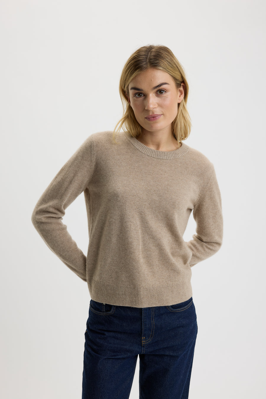 Ulrikke Short O-Neck Sweater Eco Gravel